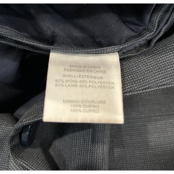 Theory Men’s Navy 2 Button Single Vent Blazer 40R‎ Wool/Poly - Picture 8 of 8